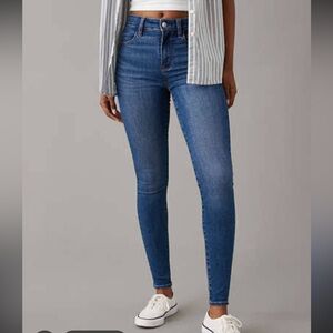 American Eagle Outfitters Women's Light, Dark Blue and Black Skinny Jeans